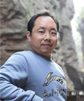 曾凡亮